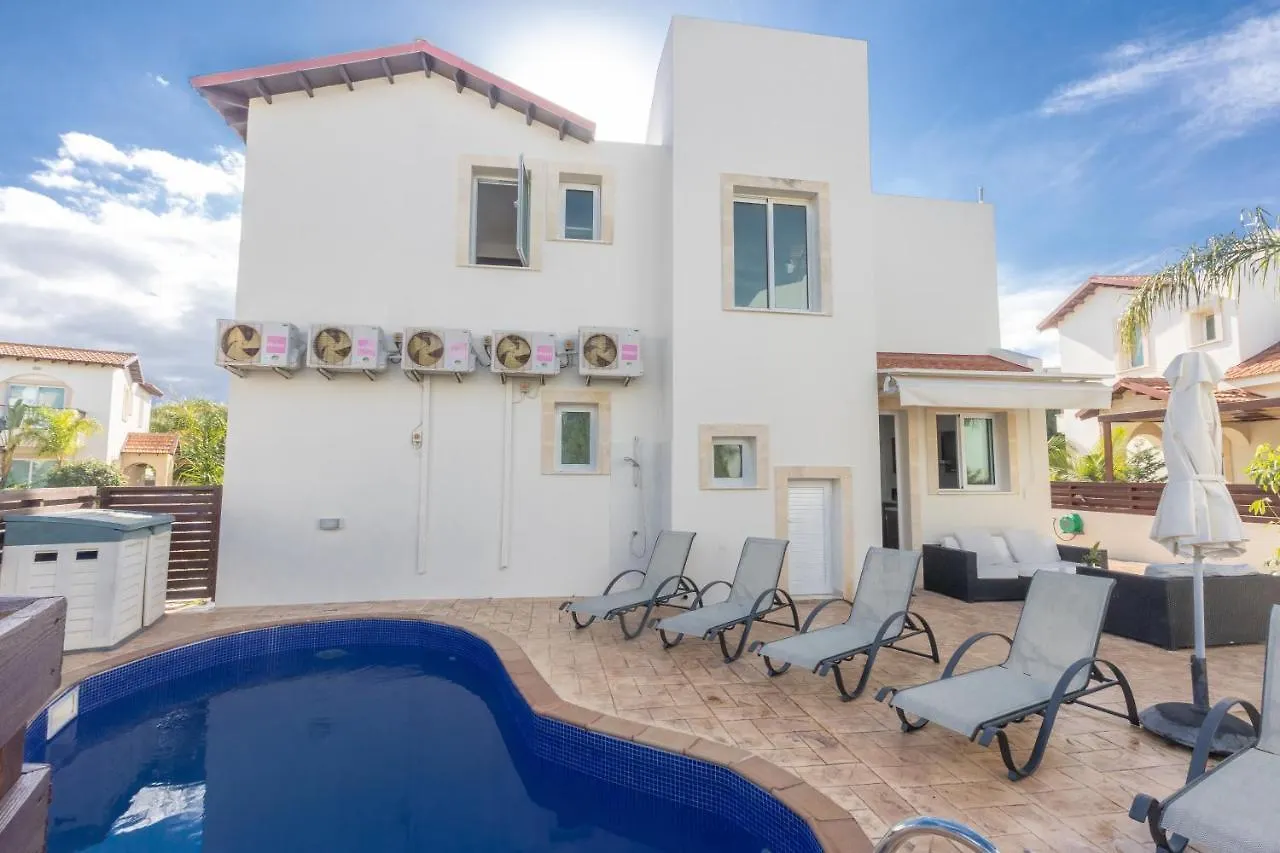 Katerina Luxury Villas Πρωταράς