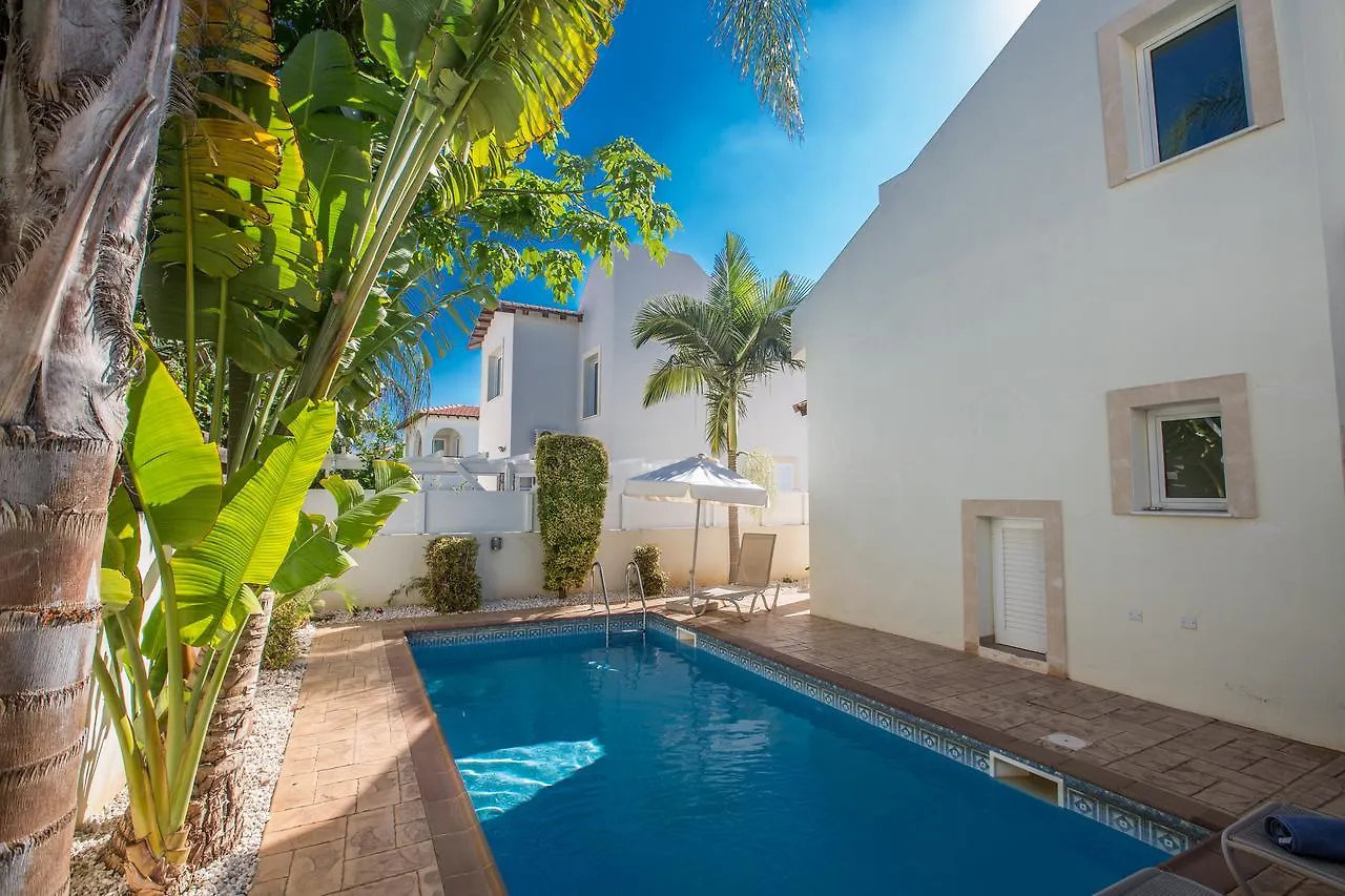 Katerina Luxury Villas Πρωταράς