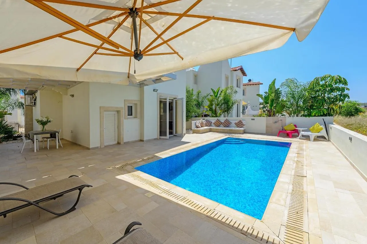 פרוטאראס Katerina Luxury Villas