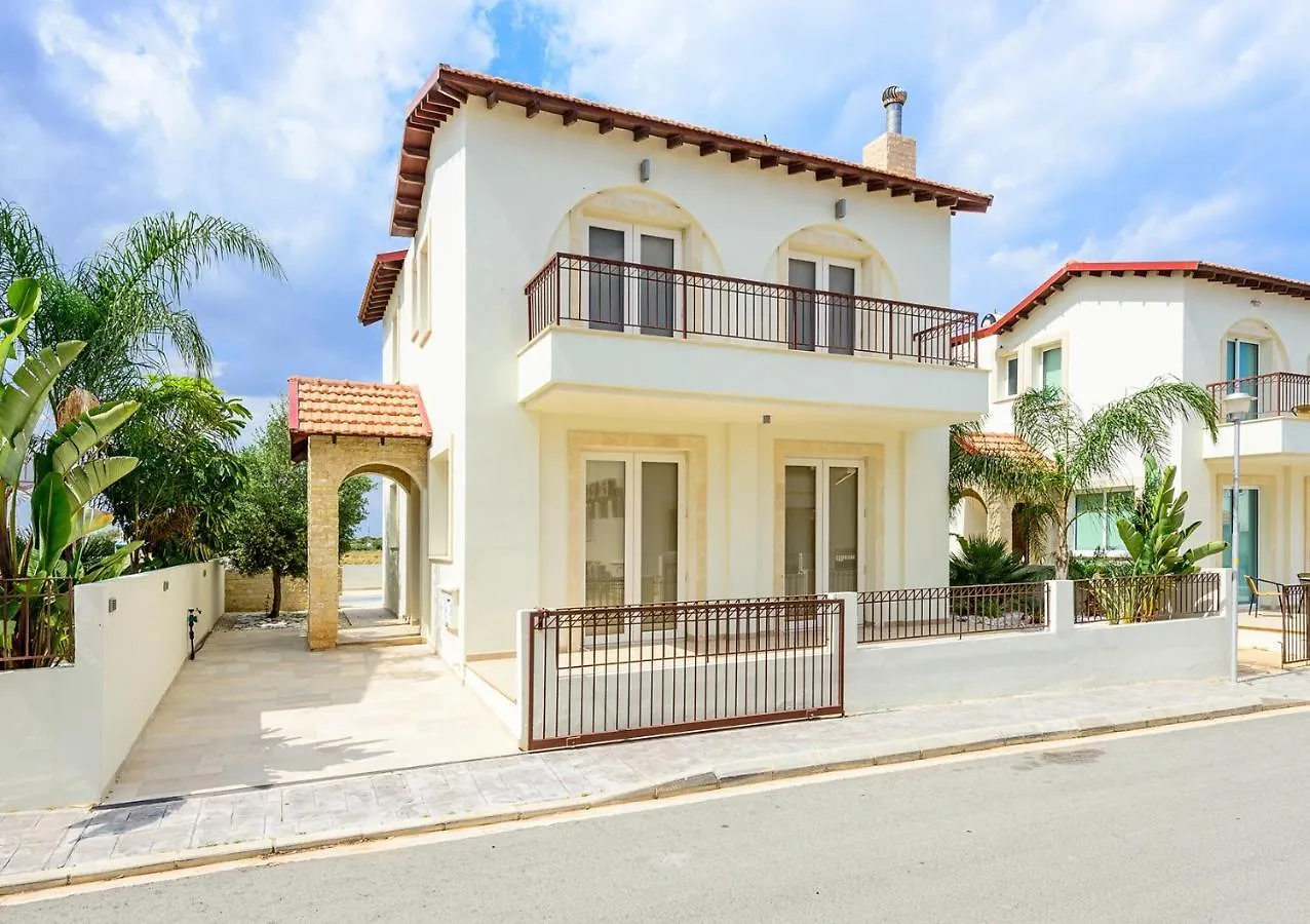 פרוטאראס Katerina Luxury Villas