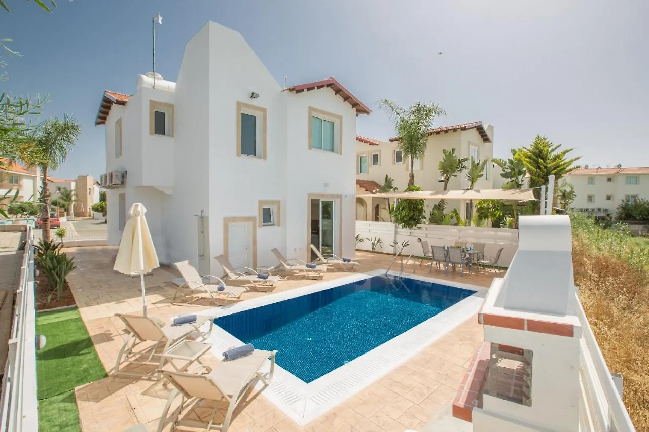 Katerina Luxury Villas Πρωταράς