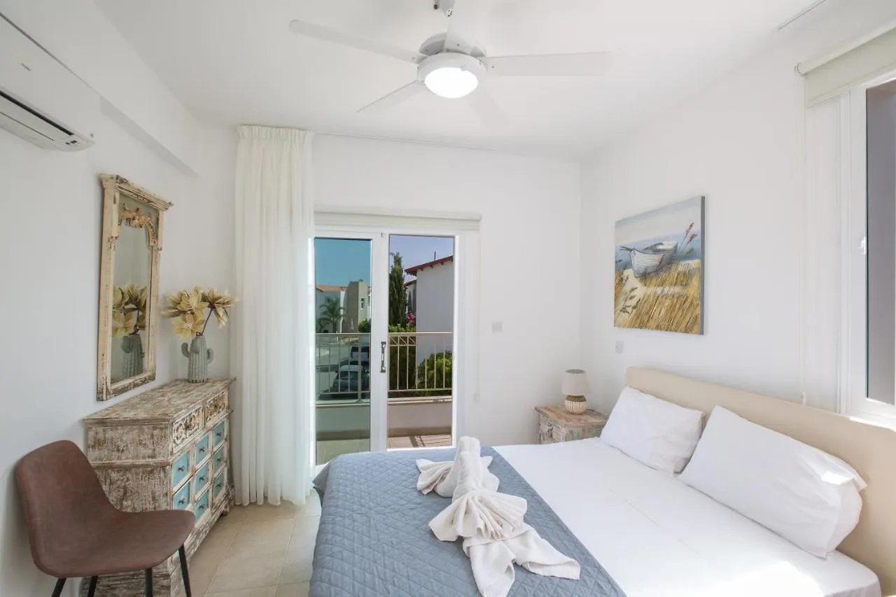 Katerina Luxury Villas Πρωταράς 0*,