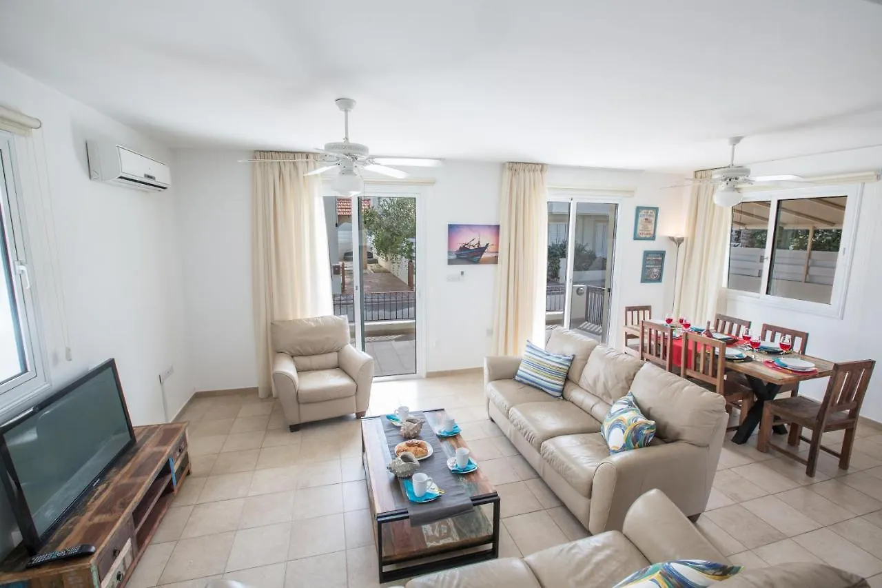 Katerina Luxury Villas Πρωταράς
